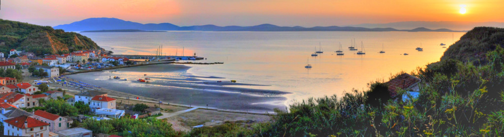 Porto di Susak sull'isola Susak 